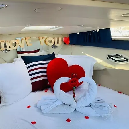 Loveboat *