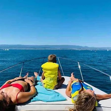 Loveboat Ботель